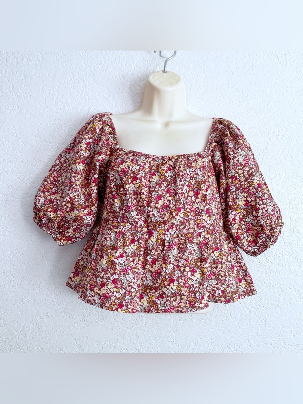 NWT Sim & Sam Floral Square Neck Puff Sleeve Peplum Top Women Large Garden